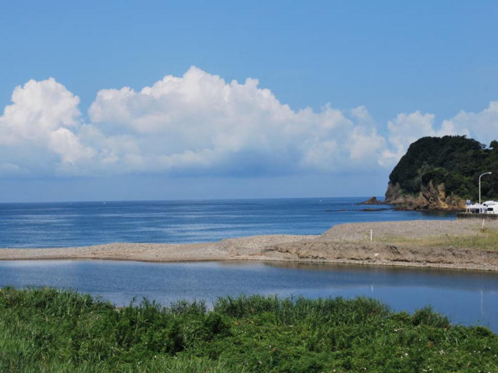 冲浪骑士膳食公寓 西伊豆町 外观 照片